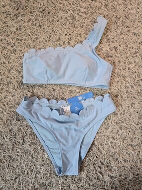 Cupshe Light Blue Scalloped-Edge One-Shoulder Bikini